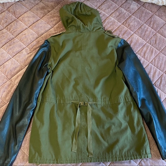 Sound & Matter Anorak Jacket - Picture 9 of 9